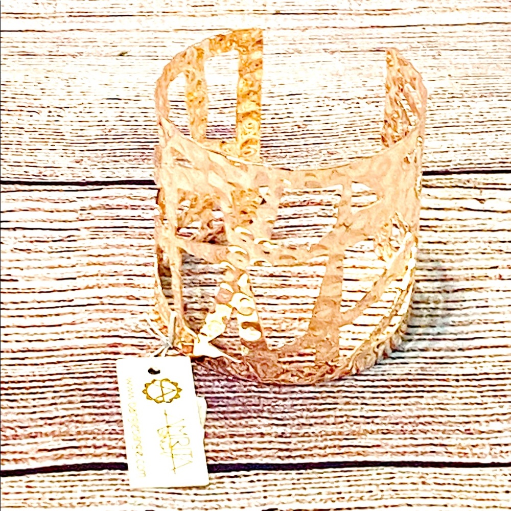 NWT Women’s Amrita Singh Rose Gold Cuff Bracelet